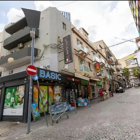 1br Penthouse With Prvt Balcony In St Julians By 360 Estates *