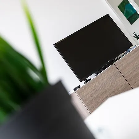 1br Penthouse With Prvt Balcony In St Julians By 360 Estates Appartement