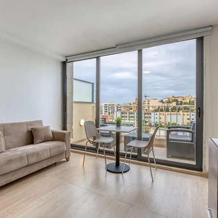 1br Penthouse With Prvt Balcony In St Julians By 360 Estates Appartement